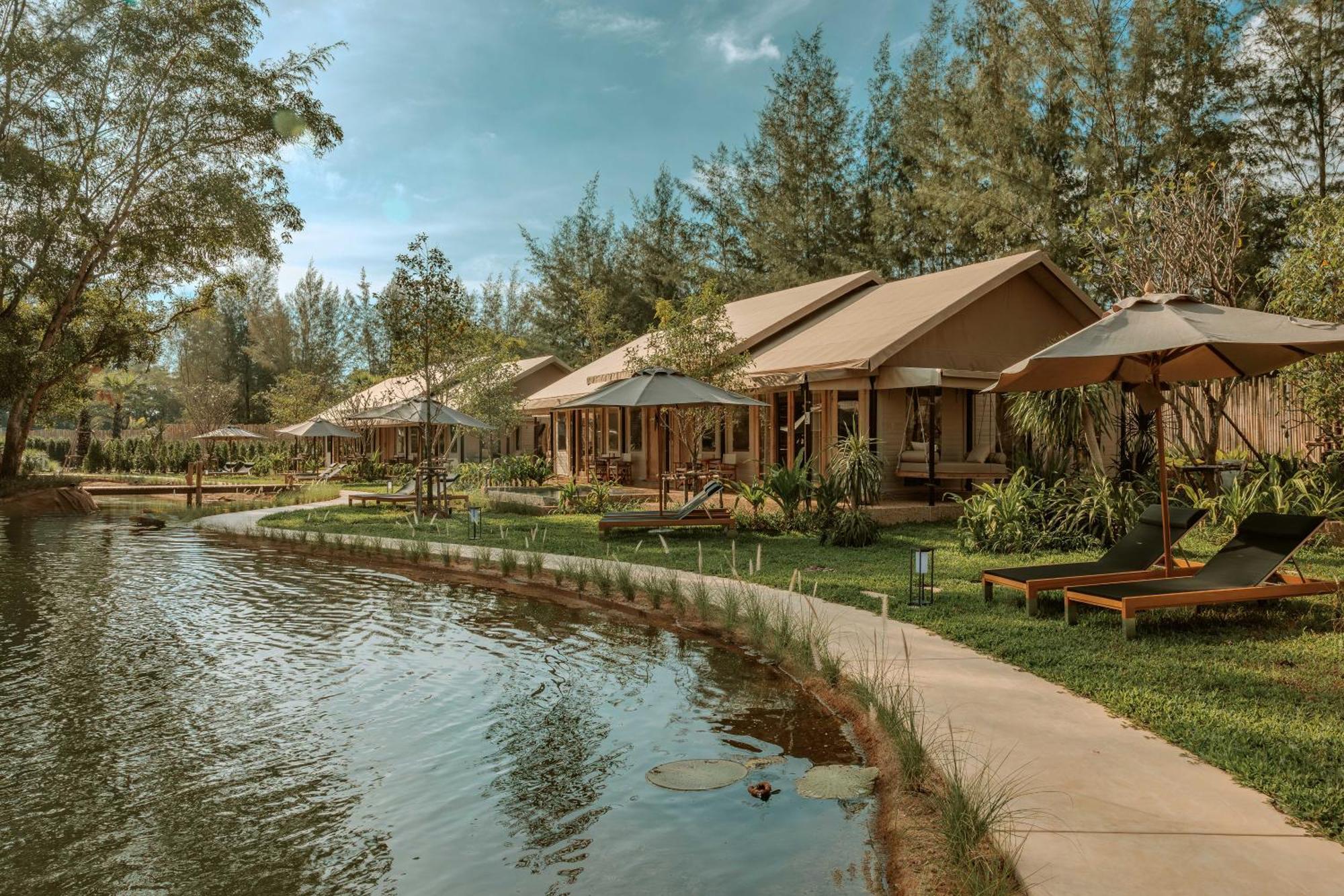 Luxury tent Twinpalms Tented Camp Phuket 5*